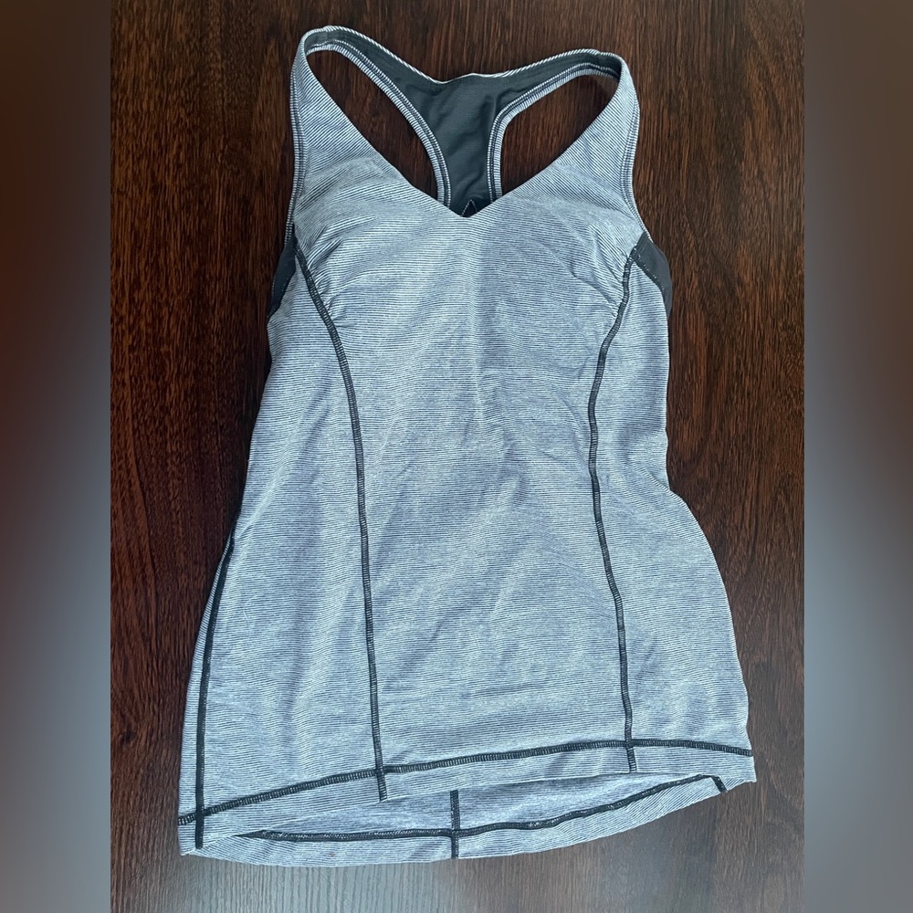 Lululemon Tank Size 6